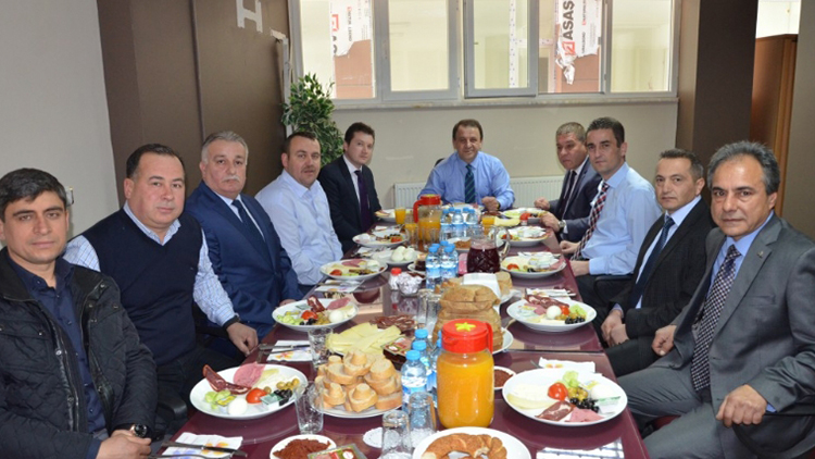 Belediye Başkanı Özcan Işıklar dan Odamıza Ziyaret..