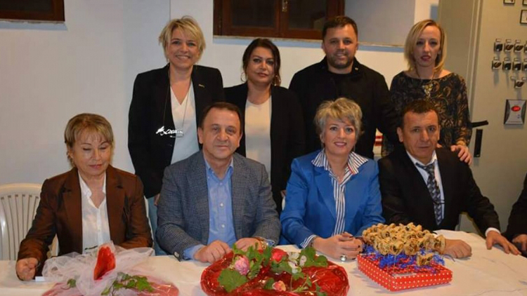 Mübadele Derneğinden Başkanımıza Plaket