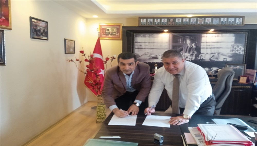 SİLİVRİ ŞEKERBANK İLE ÜYE ESNAFLARIMIZIN BİR ÇOK AVANTAJLI HİZMETLERDEN YARARLANMASI KONUSUNDA PROTOKOLÜMÜZÜ İMZALAMIŞ BULUNMAKTAYIZ ESNAFIMIZA HAYIRLISI OLSUN